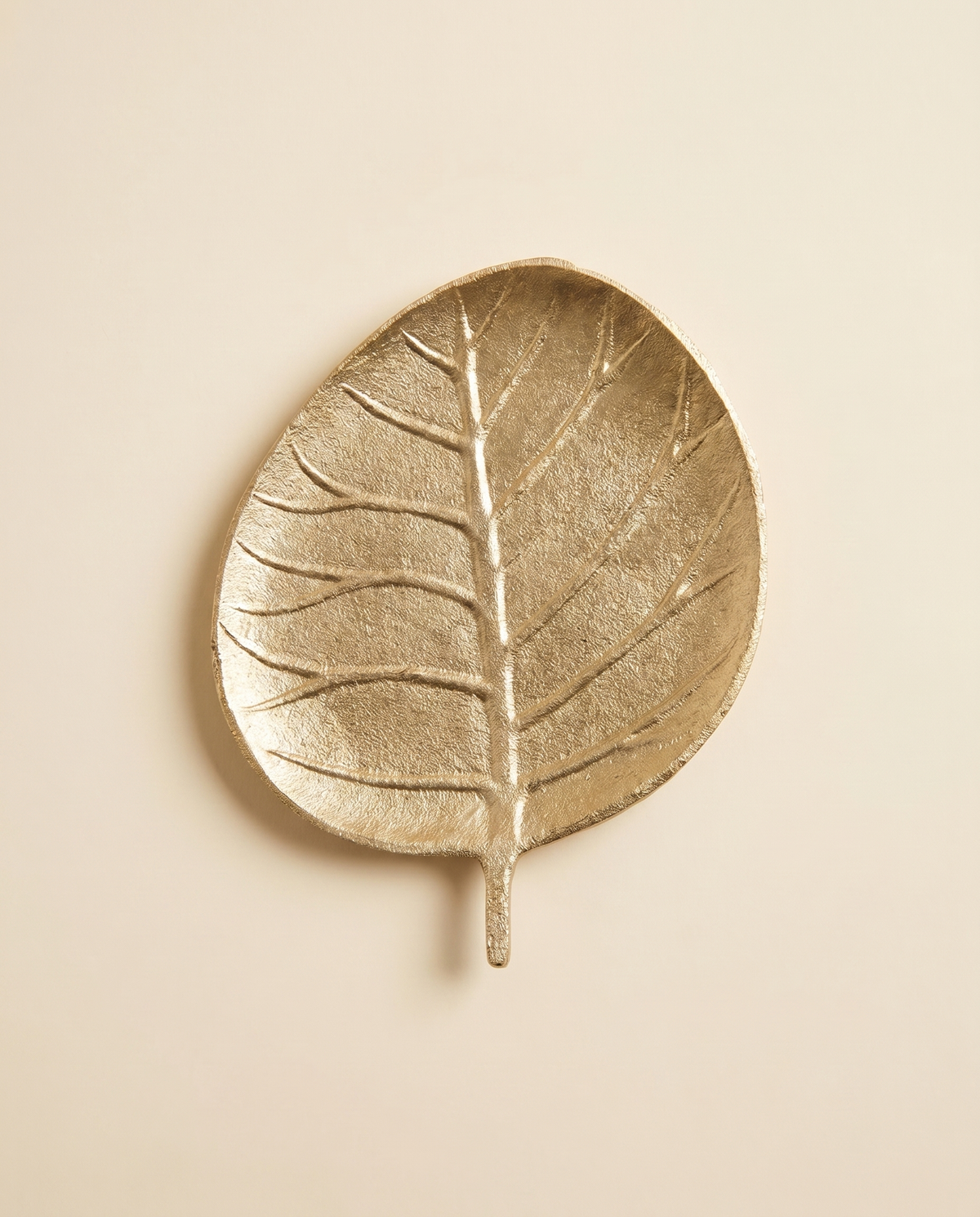 Leaf Trinket Dish | Gold or Black Leaf-Shaped Bowl