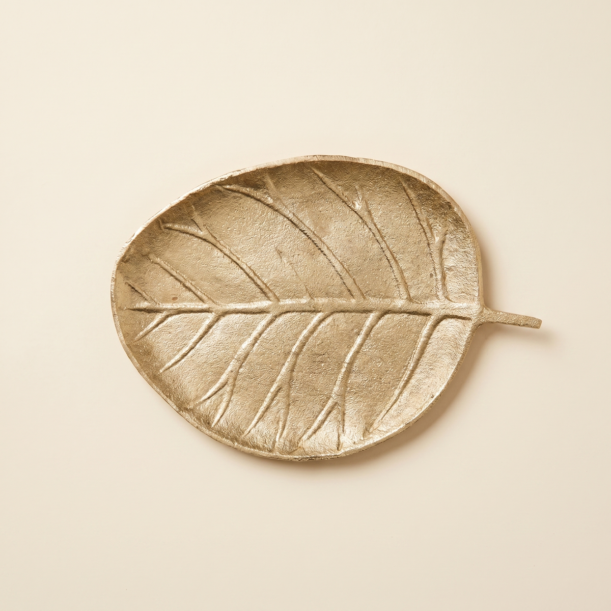 Leaf Trinket Dish | Gold or Black Leaf-Shaped Bowl